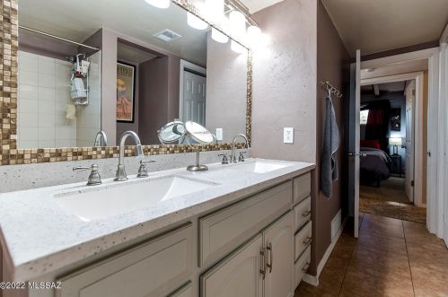 6744 Koralee St, Tucson AZ  85710-1033 exterior