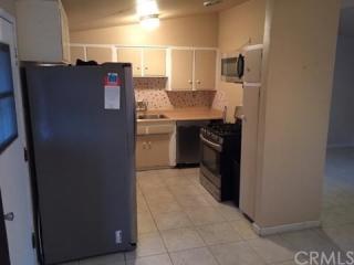 2233 Maple St, Costa Mesa CA  92627-2516 exterior