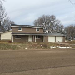 202 4th St, South Platte, NE 68832-9577