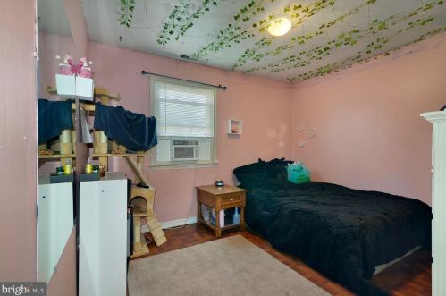 446 Flanders Rd, Gloucester NJ  08031-3020 exterior