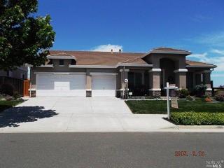 4902 Ridgefield Cir, Fairfield, CA 94534-6432