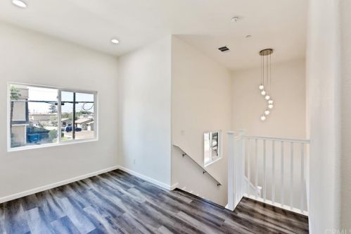 9561 Ramona St, Bellflower CA  90706-6539 exterior