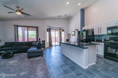 3288 Meadow Mine Pl, Tucson, AZ 85745-4168