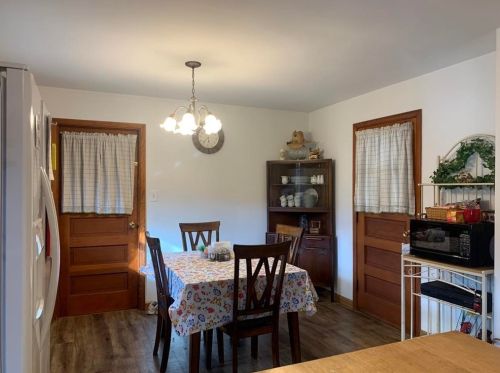 1426 Kittanning Pike, Karns City PA  16041-1816 exterior