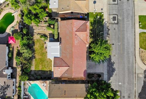 661 Hillsdale Dr, Turlock CA  95382-0515 exterior