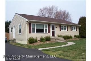 911 Eastern View Dr, Fredericksburg VA  22405-1710 exterior