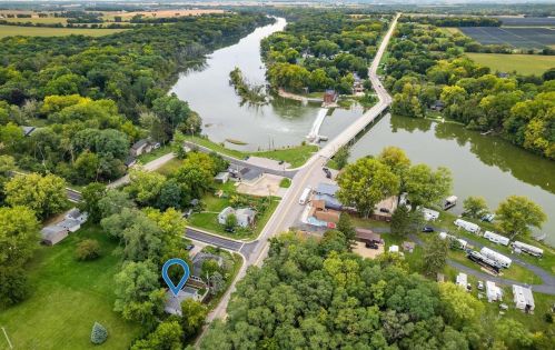 3401 County Road M, Edgerton WI  53534-8995 exterior