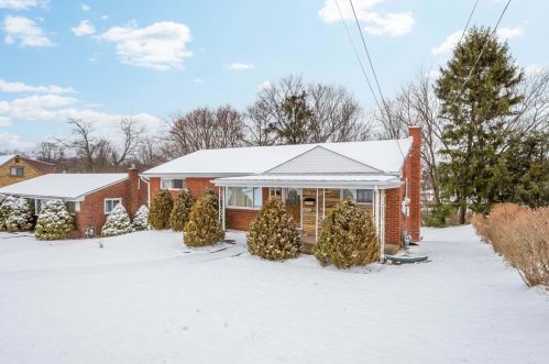 5115 Leona Dr, Pittsburgh, PA 15227-3623