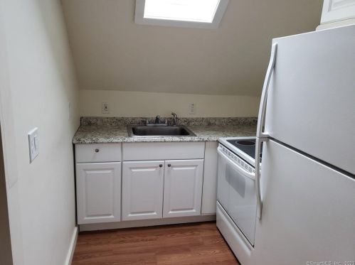 39 Fitch Ave, United States Coast Guard Ac, CT 06320-5330