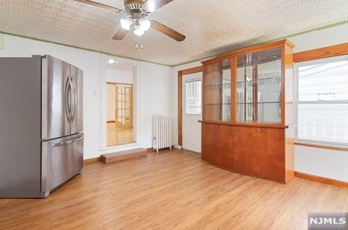 162 Summer Ave, Newark NJ  07104-2614 exterior