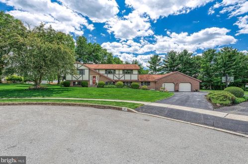 6 Lonk Ln, Navy Sup Dpt, PA 17055-4835