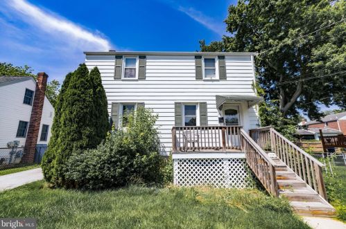 26 Vilone Rd, Wilmington, DE 19805-2003