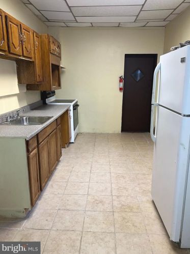 1223 Jackson St, Camden NJ  08104-3525 exterior