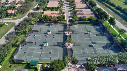 6638 Via Roma, Delray Beach FL  33446-3730 exterior