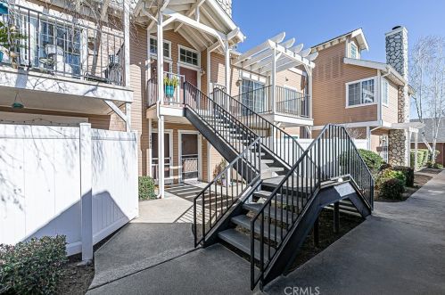 2489 Village Ct, Santa Maria, CA 93455-3450