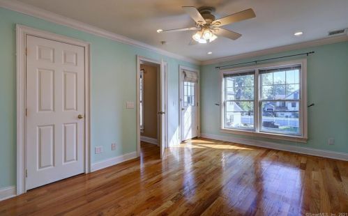 11 Wildwood Ave, Milford CT  06460-5846 exterior