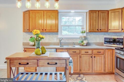 7 Zelley Ave, Trenton NJ  08620-2321 exterior