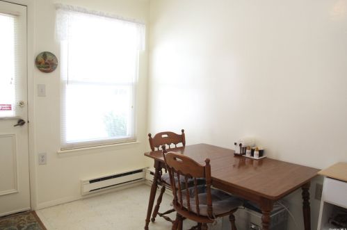 493 Cranston Ln, Panamoka, NY 11961-2039