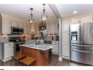 3 Fahnestock Rd, Frazer, PA 19355-2104
