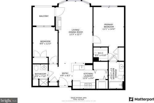 11775 Stratford House Pl, Herndon VA 20190-3392 exterior