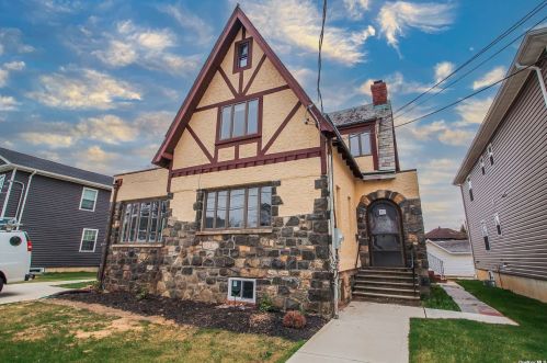 407 Nassau St, North Bellmore, NY 11710-4056