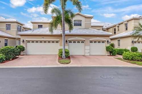 554 Vintage Reserve Ln, Naples, FL 34119-1352