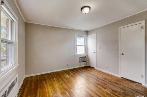 1317 Union Ave, Floral Park NY  11003-2610 exterior