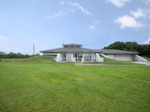 102 Gum Rd, Lake Alfred, FL 33850-7210