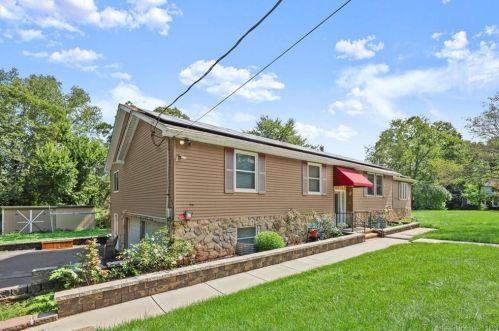 156 Summit Dr, North Branford CT  06471-1234 exterior