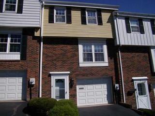 4 Walnut Ct, Pittsburgh, PA 15238-3337