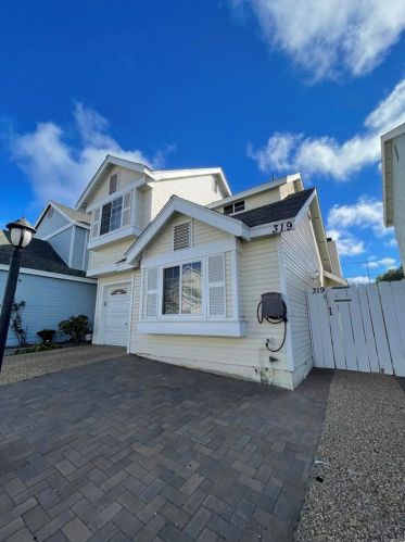 319 61st St, San Diego CA  92114-4233 exterior