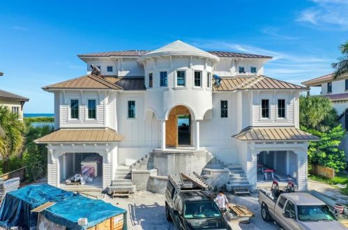 158 Beach Dr, Marco Island, FL 34145-1831