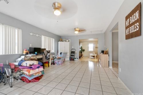 2766 Chestnut Ave, Long Beach CA  90806-2508 exterior