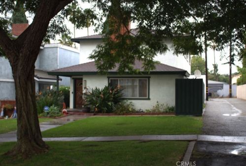 3605 Pine Ave, Long Beach, CA 90807-3829