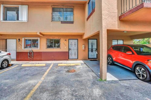 5603 28th Ave, Hialeah, FL 33016-1921