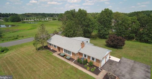 30 Valerie Dr, Bear, DE 19701-1749