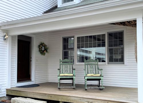 73 Main St, Hopkinton NH  03229-3003 exterior