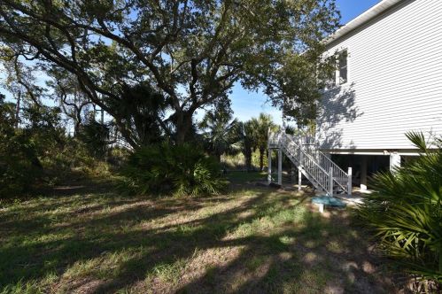 1017 Pne Ave, Saint George Island FL  32328-2416 exterior