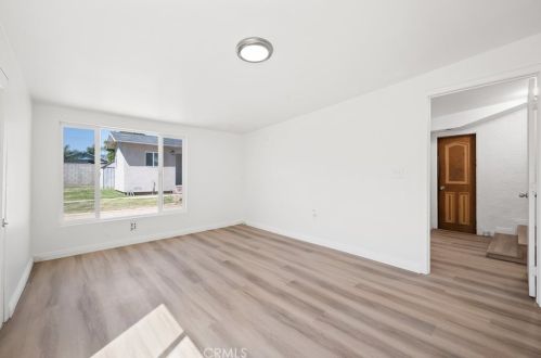 340 Willow Ave, Rialto CA  92376-5832 exterior