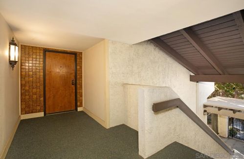 17617 Pomerado Rd, San Diego, CA 92128-1639