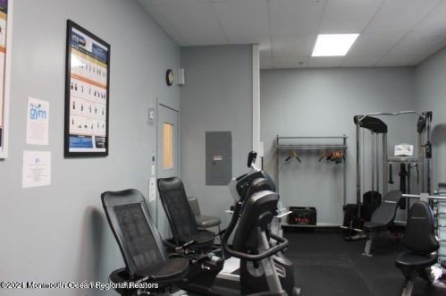 10 Dartmoor Rd, Bricktown NJ  08724-2057 exterior