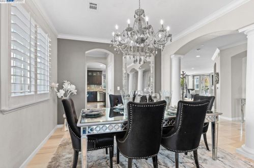 1799 Tramonti Dr, Pleasanton CA  94568-4249 exterior