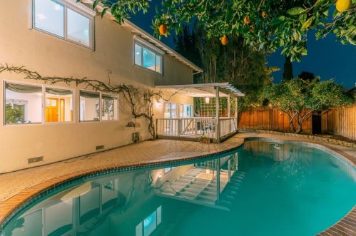 374 Bluefield Dr, San Jose, CA 95136-2104