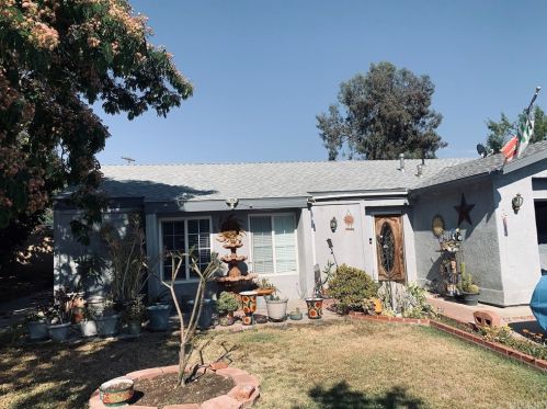 28050 Meadowcreek Rd, Santa Clarita, CA 91351-1032