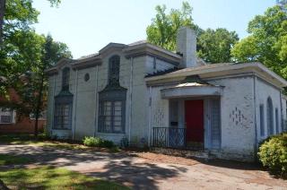 1102 Pine St, Goldsboro, NC 27530-5934