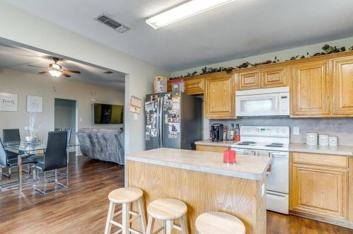 4561 Wheatland Dr, Fort Worth TX  76179-5082 exterior