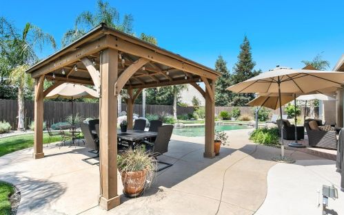 1219 Ruess Rd, Ripon CA  95366-9425 exterior