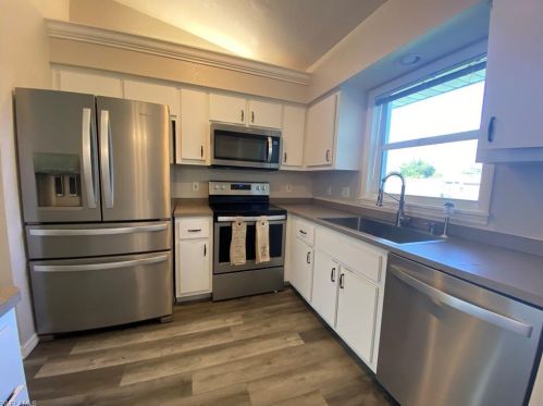 4328 6th Ave, Cape Coral FL  33914-7506 exterior