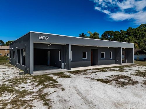 807 10th Ave, Ruskin, FL 33570-4527