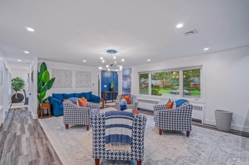 48 Patton Dr, East Brunswick NJ  08816-1130 exterior